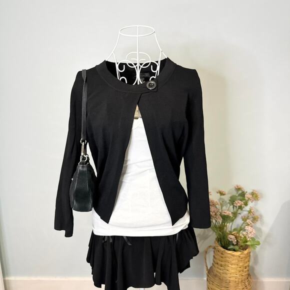 Gorgeous vintage y2k black fitted button-up cardigan with insane bell sleeves - Picture 1 of 6